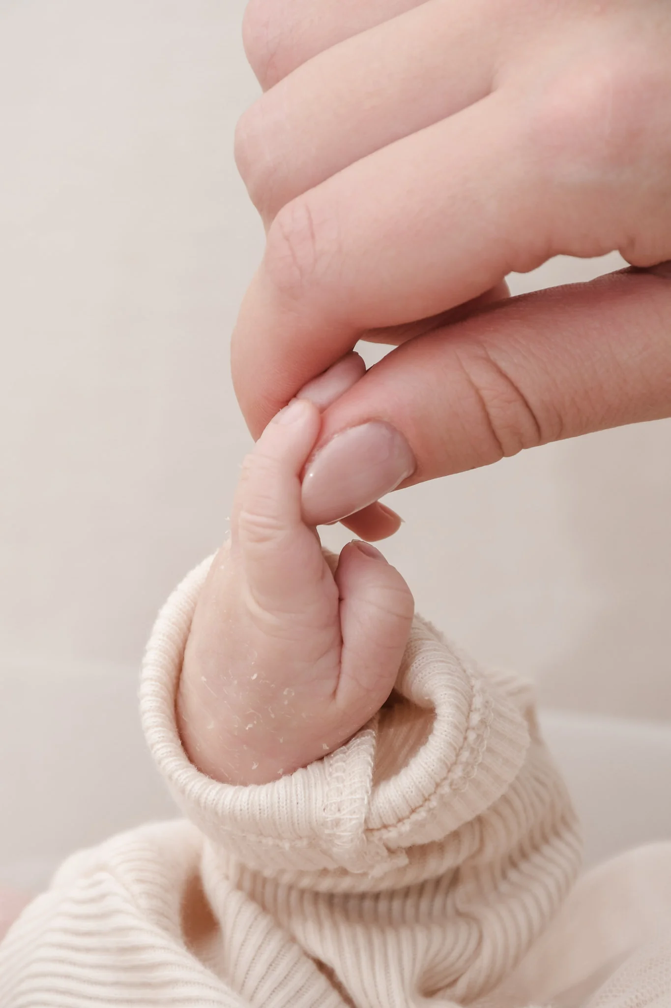 Newborn Hände Nahaufnahme